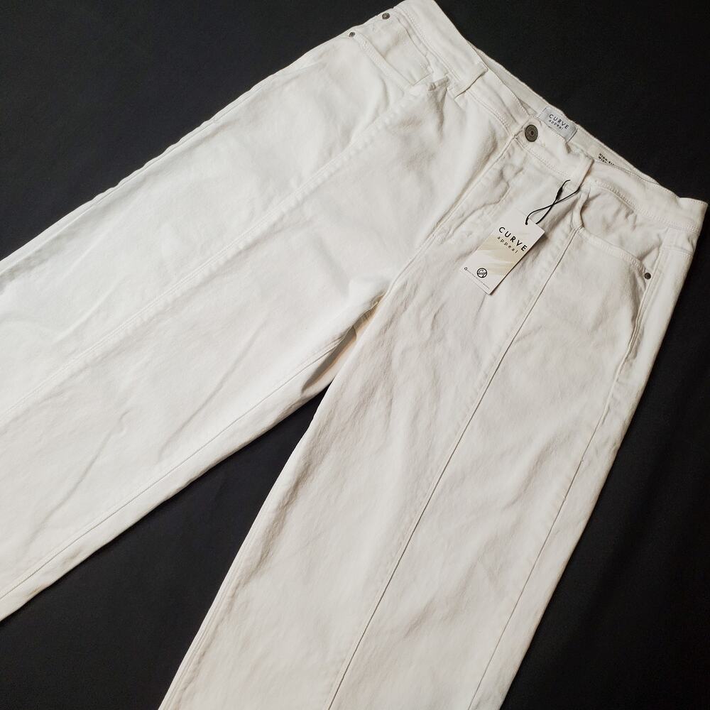 Curve Appeal Women's Size 14 NWT Curve Creator High Rise Wide Leg Jean White